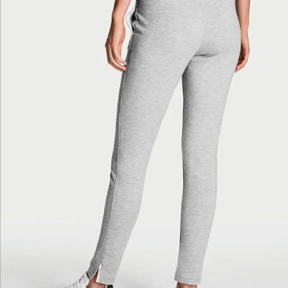 🔥 VICTORIA SPORT Fleece Skinny Pants sz small New